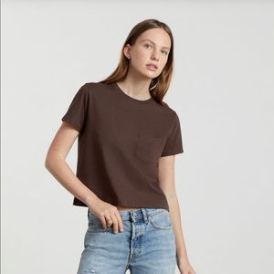 Everlane T-shirt with pocket